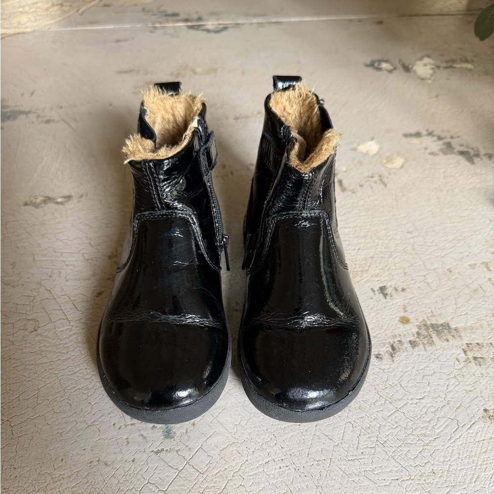 Sold out! OldSoles patent leather Shiny Black Kids Boots with Tan furry Lining